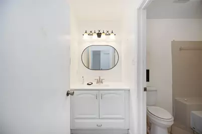 5315 Cherie Crest Court, Houston, TX 77088 - Photo 15