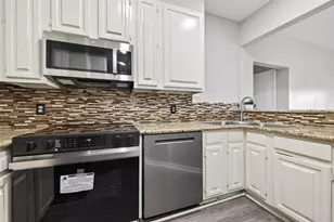 2211 S Braeswood Blvd, Houston, TX 77030 - Photo 13