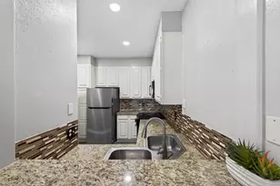 2211 S Braeswood Blvd, Houston, TX 77030 - Photo 11