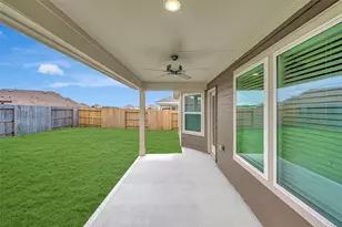 22522 Pagoda Dogwood Br Dr, New Caney, TX 77357 - Photo 7