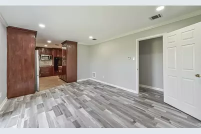 10999 Fairland Drive, Houston, TX 77051 - Photo 21