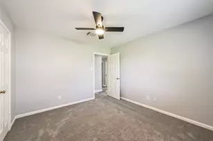 10999 Fairland Dr, Houston, TX 77051 - Photo 23