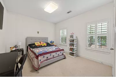 10932 Lasso Lane, Houston, TX 77079 - Photo 25