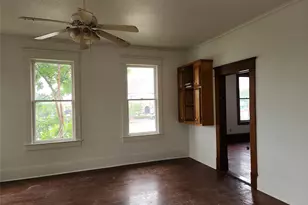 403 Farquhar St, Navasota, TX 77868 - Photo 7