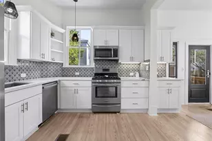 1724 33rd St, Galveston, TX 77550 - Photo 13