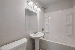 1311 Fred St, El Campo, TX 77437 - Photo 21