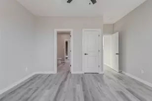 8105 Howton St, Houston, TX 77028 - Photo 13