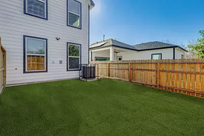 8105 Howton Street #A / B, Houston, TX 77028 - Photo 19