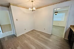 17618 Heritage Bay Dr, Webster, TX 77598 - Photo 7