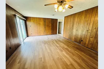 17618 Heritage Bay Drive, Webster, TX 77598 - Photo 9