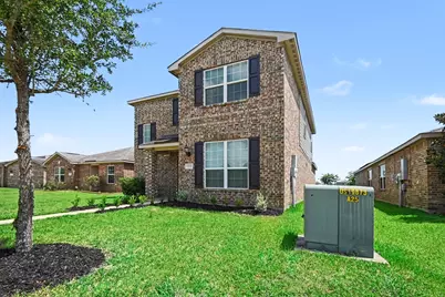 12027 Windage Drive, La Marque, TX 77568 - Photo 3