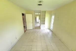419 Lee Ave, Freeport, TX 77541 - Photo 13