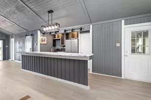 5718 Pat Dr, Orange, TX 77630 - Photo 9