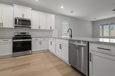 21563 Bluebonnet Bay Drive, Magnolia, TX 77354 - Photo 7