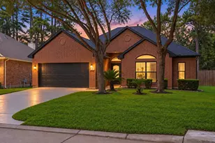 18 Griffin Hill Ct, The Woodlands, TX 77382 - Photo 3