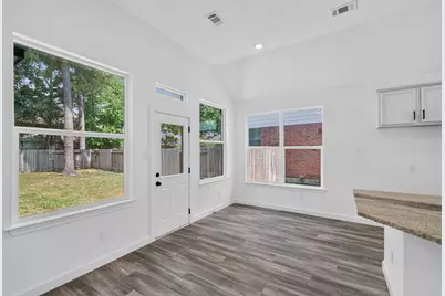 18 Griffin Hill Court, The Woodlands, TX 77382 - Photo 25
