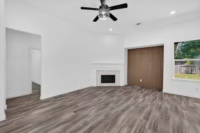 18 Griffin Hill Court, The Woodlands, TX 77382 - Photo 15