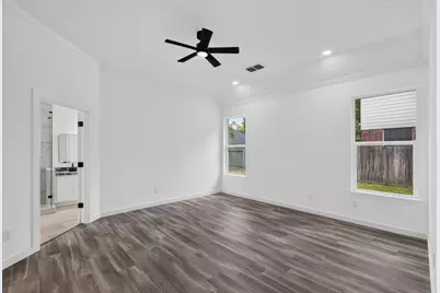 18 Griffin Hill Court, The Woodlands, TX 77382 - Photo 27