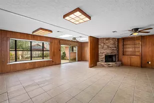 1617 Wavecrest Ln, Houston, TX 77062 - Photo 9