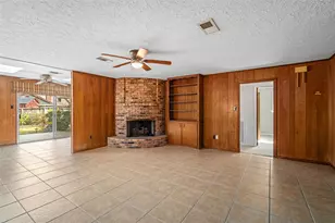 1617 Wavecrest Ln, Houston, TX 77062 - Photo 7