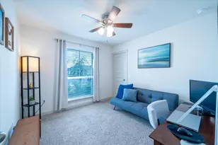 201 Elm Crk Dr, Hutto, TX 78634 - Photo 19