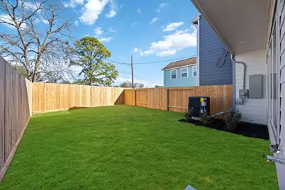 1121 E 24th Street, Houston, TX 77009 - Photo 11