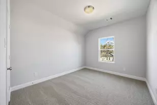 1121 E 24th St, Houston, TX 77009 - Photo 23