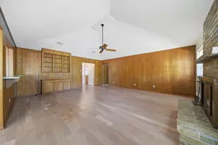 2902 Robinson Rd, Missouri City, TX 77459 - Photo 9