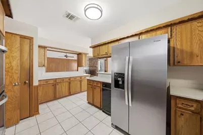 2902 Robinson Road, Missouri City, TX 77459 - Photo 13