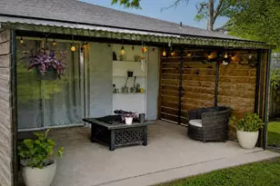215 N Mechanic St, Bellville, TX 77418 - Photo 9