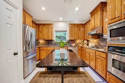 6035 N Arrowana Lane, Houston, TX 77036 - Photo 11