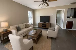542 Greenwood St, Canyon Lake, TX 78133 - Photo 3