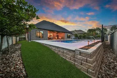 1015 Oak Briar Lane, Montgomery, TX 77384 - Photo 47
