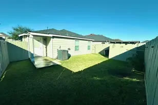 2626 Skyview Crest Ct, Houston, TX 77047 - Photo 35