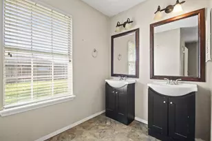 8326 Swan Meadow Ln Ln, Humble, TX 77338 - Photo 7