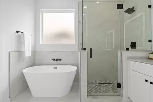 4744 Martin Hill St, Houston, TX 77018 - Photo 39