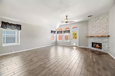 9018 Heather Springs Drive, Spring, TX 77379 - Photo 17