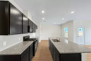 325 Stone Placa Trl, Brookshire, TX 77423 - Photo 5
