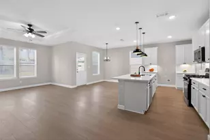 2080 Lost Timbers Dr, Conroe, TX 77304 - Photo 9