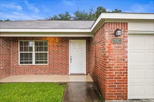 28922 Red River Loop, Spring, TX 77386 - Photo 3