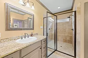 1106 W 18th St, Houston, TX 77008 - Photo 13