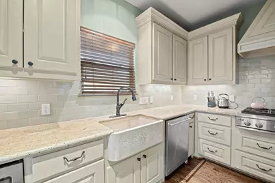 1106 W 18th Street #A, Houston, TX 77008 - Photo 7