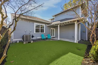 211 E 24th Street, Houston, TX 77008 - Photo 31