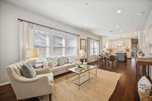 211 E 24th St, Houston, TX 77008 - Photo 5