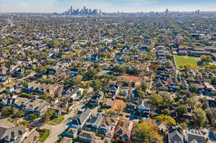 211 E 24th St, Houston, TX 77008 - Photo 35