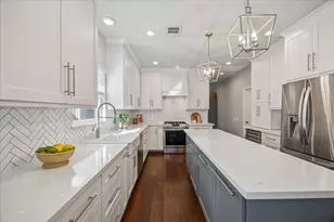 211 E 24th St, Houston, TX 77008 - Photo 39