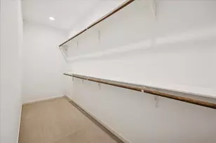 211 E 24th St, Houston, TX 77008 - Photo 21