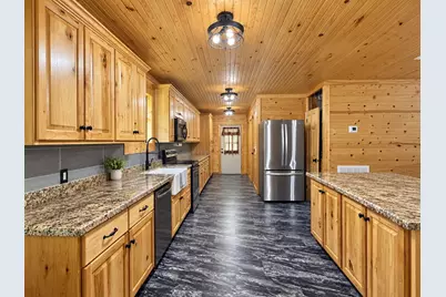 292 Bill Stickley Road, Zavalla, TX 75980 - Photo 9