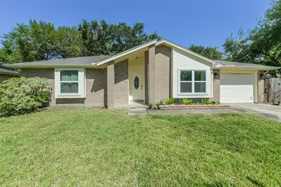 2502 Drummer Drive, League City, TX 77573 - Photo 1
