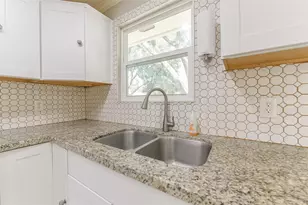 2502 Drummer Dr, League City, TX 77573 - Photo 5